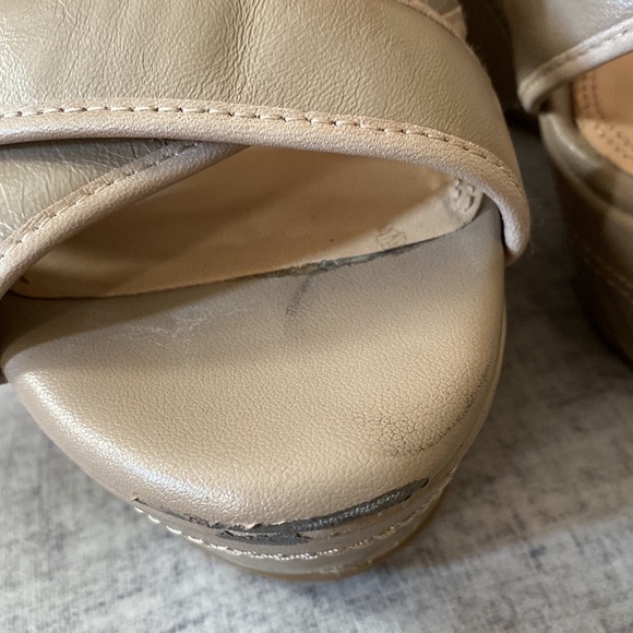 GIANNI BINI TAUPE WEDGED HEELS - Picture 3 of 7